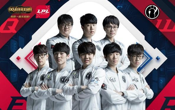 还在进攻端 还在进攻端