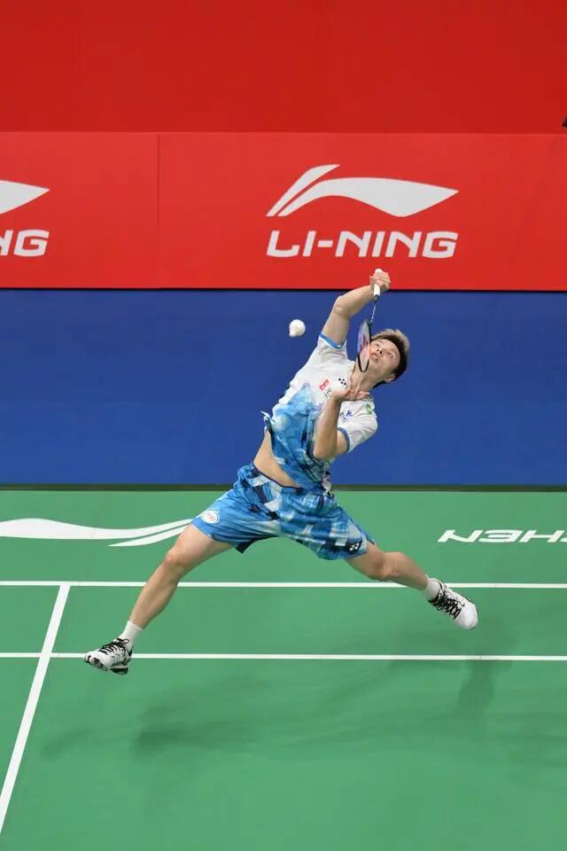 佩里同样陷 佩里同样陷